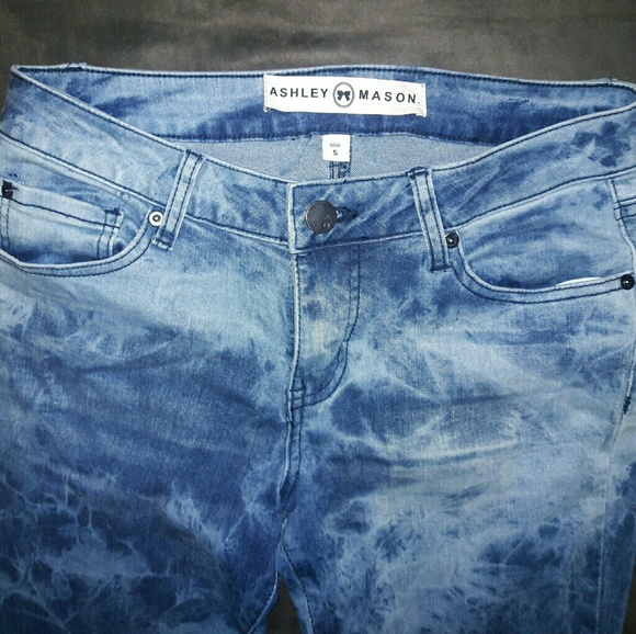 Jeans - Picture 2 of 4